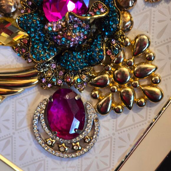 Hand Crafted Framed Jewelry Art 5.5"W x 7.5"H - Picture 5 of 7